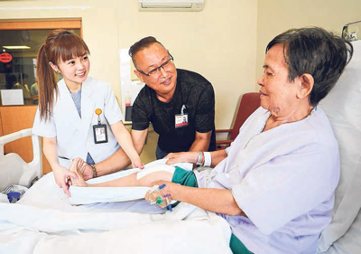 ST 20181020 Senior volunteers set to help elderly patients