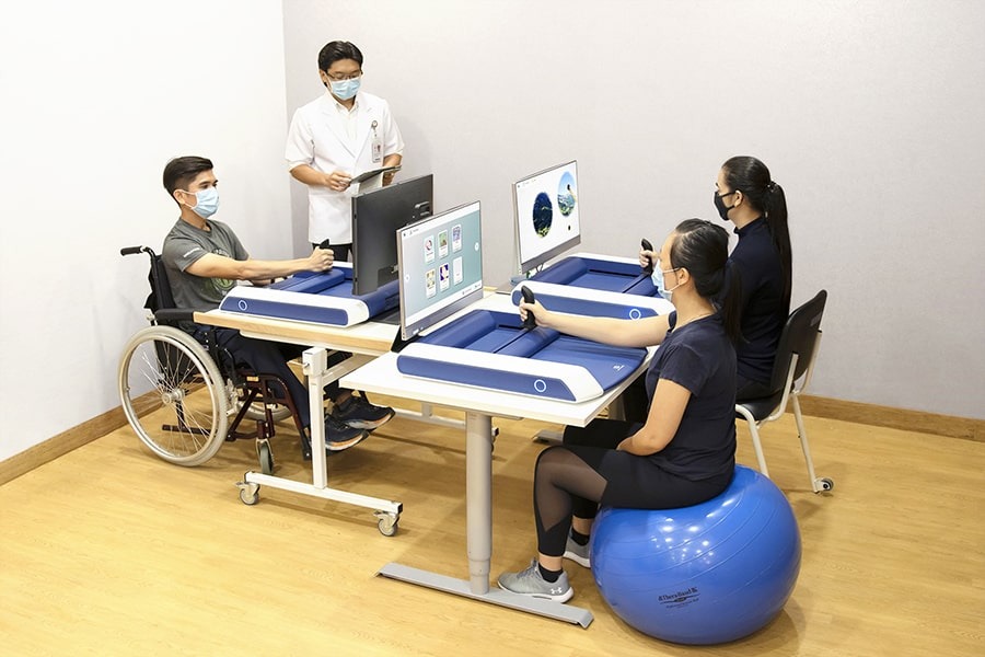 <br/><strong>Man & Machine Interactions Programme (Rehab Training/Assistive Aids)</strong><br/><br/>This project explores the use of robotics and assistive technologies to aid rehab and/or function, fostering patient activation and empowerment, thus improve rehab and patient-reported outcome measures.