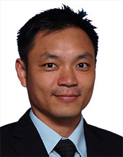 image of Associate Professor Tan Cher Heng