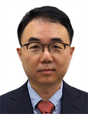 image of Dr. Kim Jong Moon